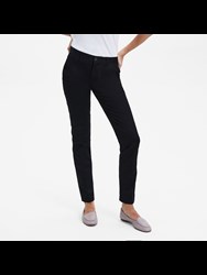 Women's Chinos in Modern Fit